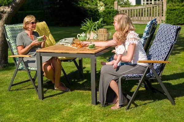 HARTMAN Alice Multipositionssessel, Xerix/schwarz, Alu/4x4 Textilen, Mit FSC Teak-Armlehnen 11 HARTMAN Alice Multipositionssessel, Xerix/schwarz, Alu/4x4 Textilen, Mit FSC Teak-Armlehnen – Bild 11