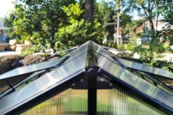 OUTFLEXX Gewächshaus, Schwarz, Alu/Polycarbonat, 372x250x228cm, Pulverbeschichtet 18 OUTFLEXX Gewächshaus, Schwarz, Alu/Polycarbonat, 372x250x228cm, Pulverbeschichtet -Aerocove Gartenlounge Geschaft 22279 8.jpg