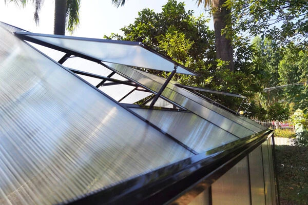 OUTFLEXX Gewächshaus, Schwarz, Alu/Polycarbonat, 372x250x228cm, Pulverbeschichtet 9 OUTFLEXX Gewächshaus, Schwarz, Alu/Polycarbonat, 372x250x228cm, Pulverbeschichtet – Bild 9