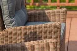 OUTFLEXX 2er Set Dining Sessel, Hellbraun, Polyrattan, 55 X 65 X 112 Cm, Rücken Stufenlos Verstellbar 22 OUTFLEXX 2er Set Dining Sessel, Hellbraun, Polyrattan, 55 X 65 X 112 Cm, Rücken Stufenlos Verstellbar -Aerocove Gartenlounge Geschaft 2 20678.jpg