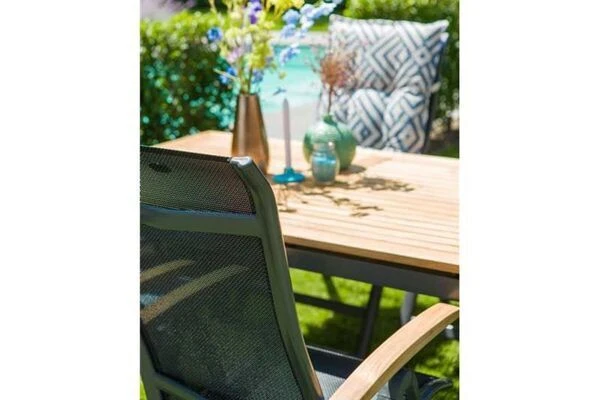 HARTMAN Alice Multipositionssessel, Xerix/schwarz, Alu/4x4 Textilen, Mit FSC Teak-Armlehnen 3 HARTMAN Alice Multipositionssessel, Xerix/schwarz, Alu/4x4 Textilen, Mit FSC Teak-Armlehnen – Bild 3