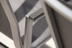 STERN New Top Stapelsessel, Graphit/silbergrau, Aluminium/Textil, 65x57x89 Cm, Pulverbeschichtet, Stapelbar -Aerocove Gartenlounge Geschaft 3 21913.jpg