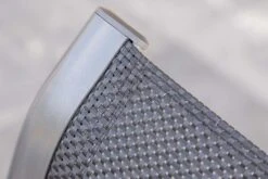 HARTMAN Alice Multipositionssessel, Xerix/schwarz, Alu/4x4 Textilen, Mit FSC Teak-Armlehnen 19 HARTMAN Alice Multipositionssessel, Xerix/schwarz, Alu/4x4 Textilen, Mit FSC Teak-Armlehnen -Aerocove Gartenlounge Geschaft 7 11086.jpg